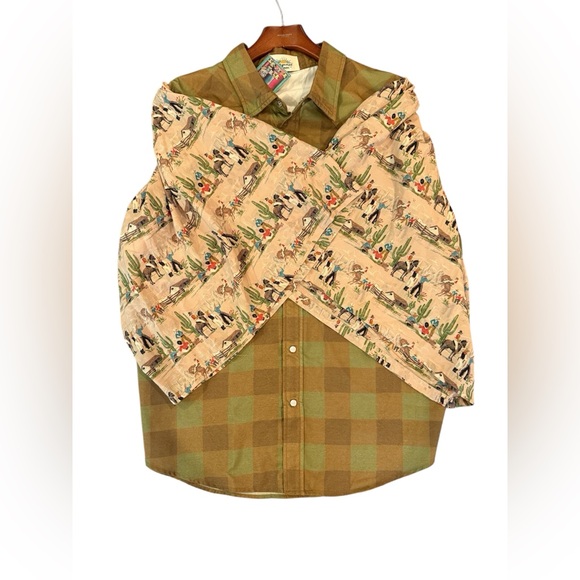 GIFTABLE Turquoise Haven Pearl Snap Flutter Sleeve shirt - Picture 7 of 11